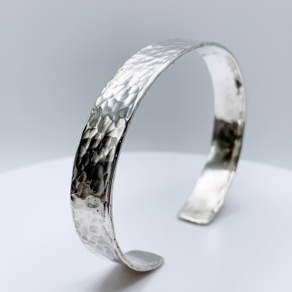 Hammered Silver Cuff Bracelet / Solid Sterling Silver / 7-8mm Width / Custom Sized / Classic Hammered Texture / Men's Women's Cuff