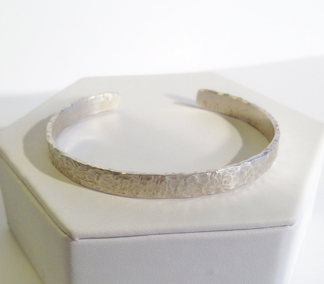 Hammered Silver Cuff Bracelet / Solid Sterling Silver / 7-8mm Width / Custom Sized / Classic Hammered Texture / Men's Women's Cuff - Image 3
