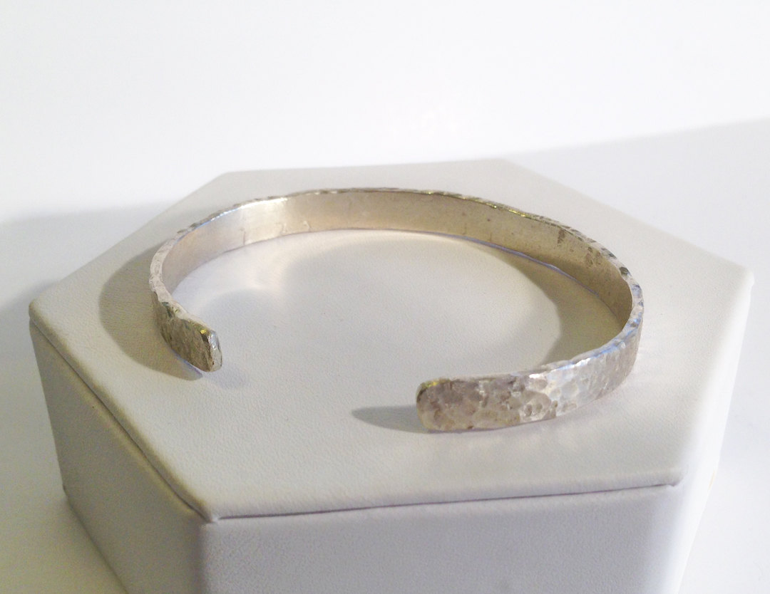 Hammered Silver Cuff Bracelet / Solid Sterling Silver / 7-8mm Width / Custom Sized / Classic Hammered Texture / Men's Women's Cuff - Image 4