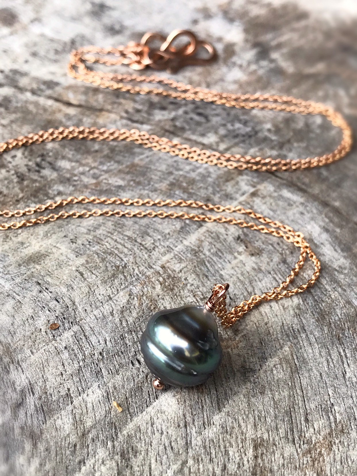 Tahitian Pearl Pendant Necklace – 14k Rose Gold Filled – Single Genuine Baroque Tahitian Pearl – Grey/Bronze/Blue Saltwater Pearl