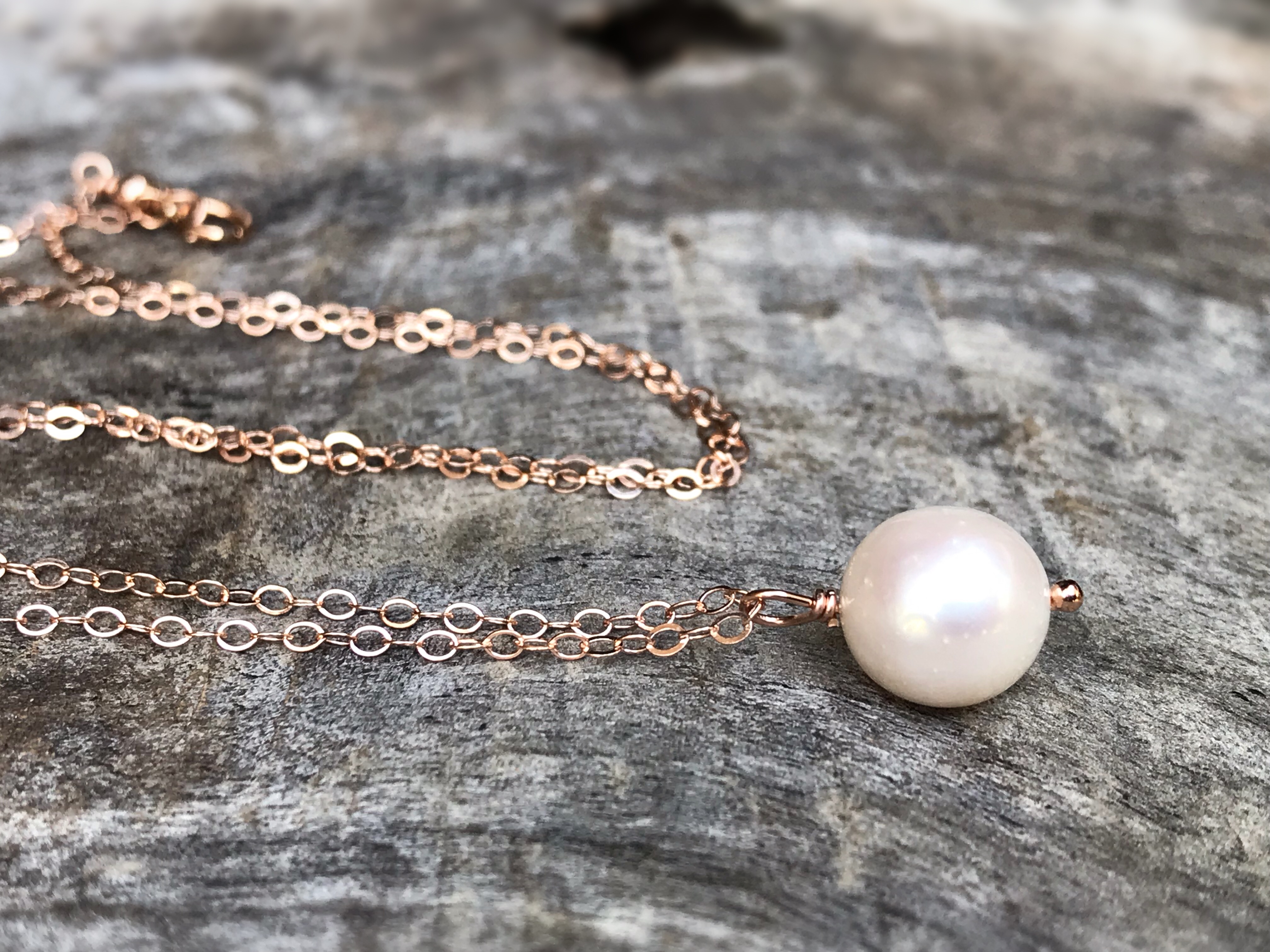Single Pearl Pendant Necklace / 14k Rose Gold Filled / Ivory White Round Freshwater Pearl - Image 2