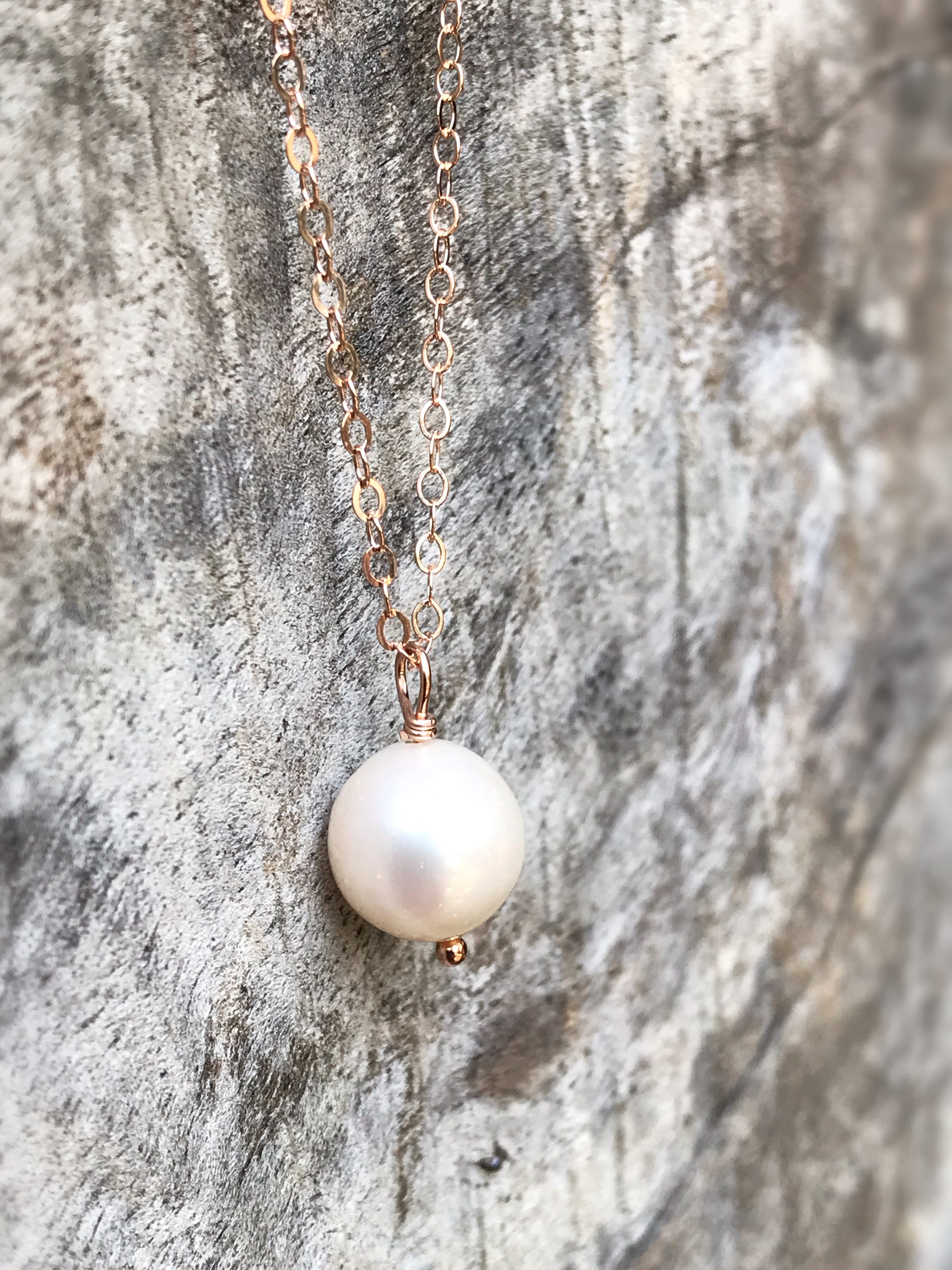 Single Pearl Pendant Necklace / 14k Rose Gold Filled / Ivory White Round Freshwater Pearl - Image 3