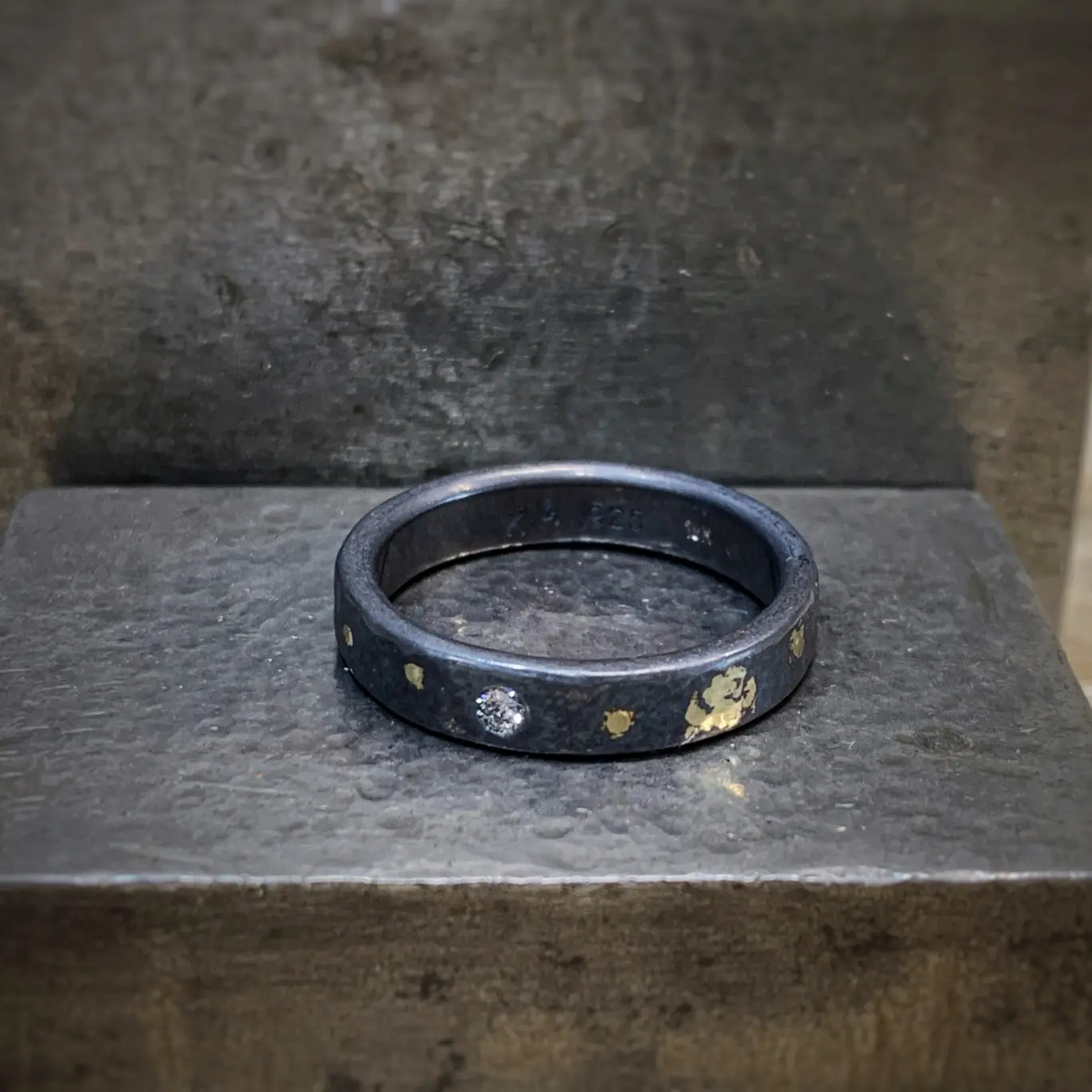 "Stargazer" Diamond Ring / Solid Antiqued Sterling Silver / 18k Gold / Genuine Diamond / 4mm Width / Rustic Hammered Texture / Size 7.5 - Image 10