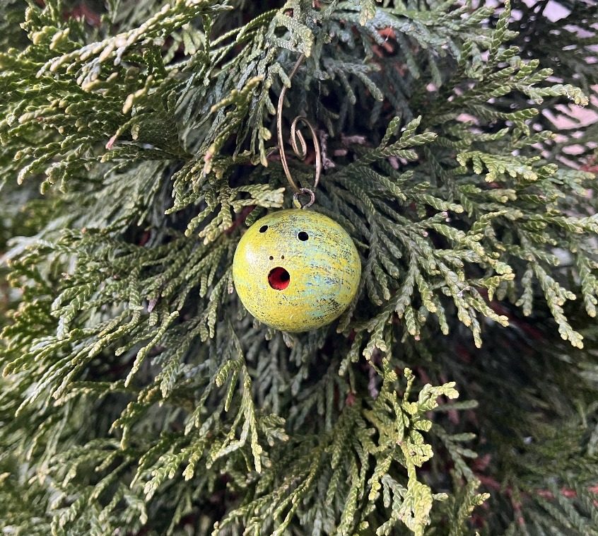 Zestara the Radiant – Agoggles Sculptures Ornament – They Think You Are Amazeballs By Rafi Perez