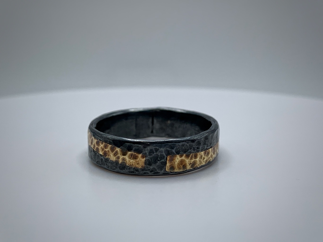 Cosmic Ring / Solid Antiqued Sterling Silver / 18k Gold / 6mm Width / Rustic Hammered Texture / Size 9 - Image 5