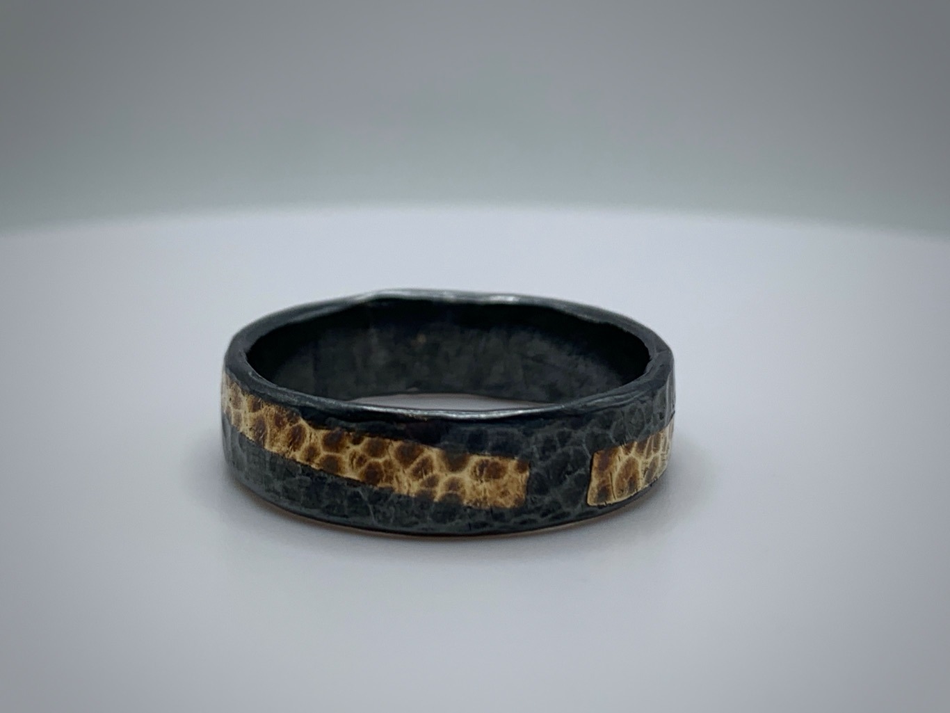 Cosmic Ring / Solid Antiqued Sterling Silver / 18k Gold / 6mm Width / Rustic Hammered Texture / Size 9 - Image 6