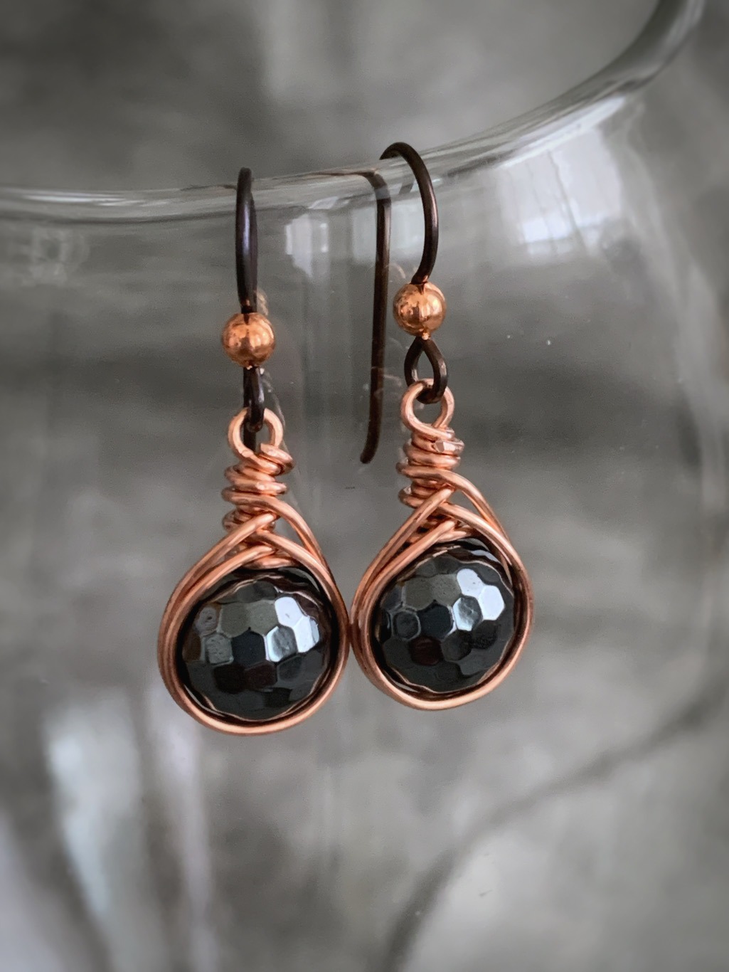 Holiday Sparkle Earrings / Copper and Faceted Hematite / Niobium Hooks / Hypoallergenic Dangle Earrings - Image 3