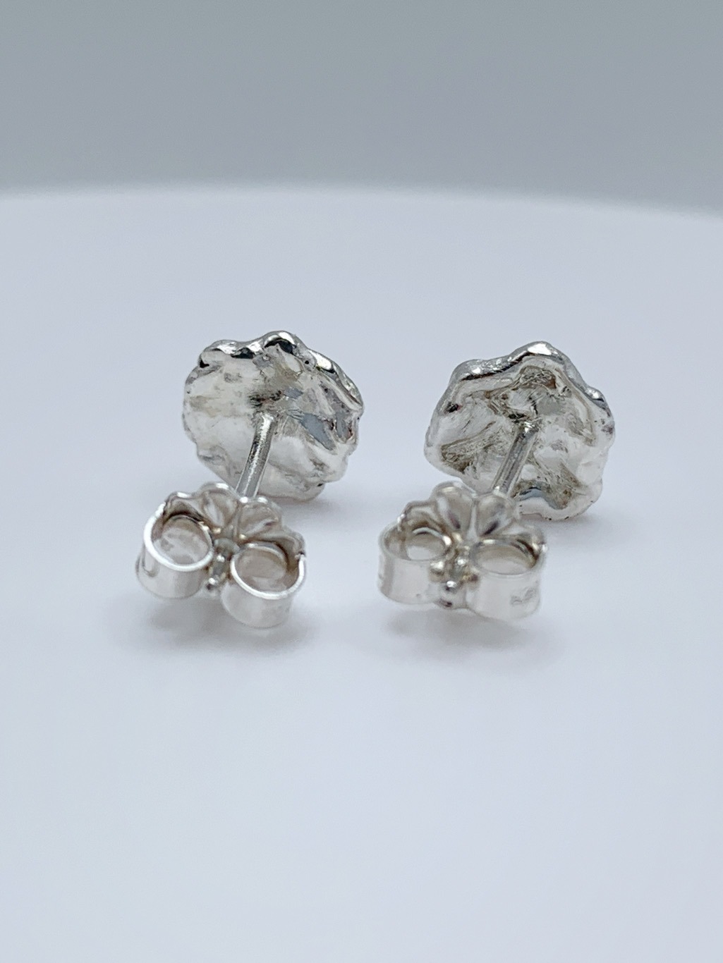 Impressionist Flower Stud Earrings / Solid Sterling Silver / Hand Forged Unique Flower Earrings - Image 8